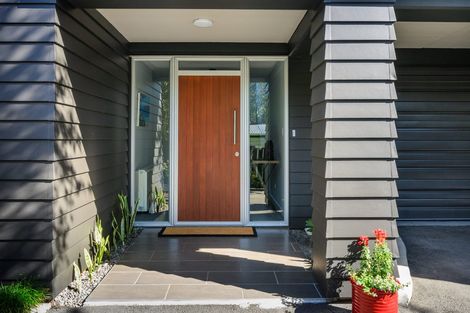 Photo of property in 1 Kensington Mews, Hokowhitu, Palmerston North, 4410