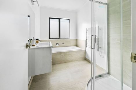 Photo of property in 9 Leathem Crescent, Pokeno, 2402