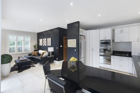 Photo of property in 36 Leinster Road, Merivale, Christchurch, 8014