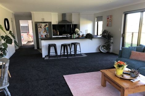 Photo of property in 70 Pakanga Grove, Pyes Pa, Tauranga, 3112