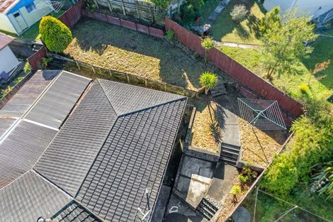 Photo of property in 20 Blueberry Grove, Timberlea, Upper Hutt, 5018