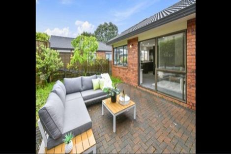 Photo of property in 2/10 Ridge Road, Howick, Auckland, 2014