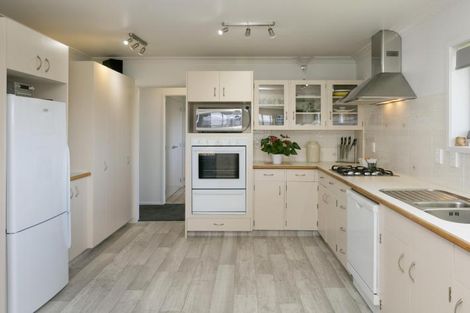 Photo of property in 77 Acacia Bay Road, Nukuhau, Taupo, 3330