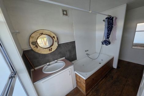 Photo of property in 16 Arohia Place, Snells Beach, 0920
