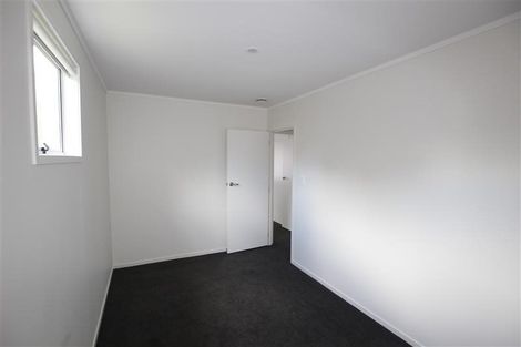 Photo of property in 13 Serwayne Place, Sunnyvale, Auckland, 0612