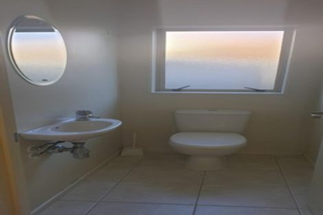 Photo of property in 12 Orbit Place, Flat Bush, Auckland, 2019