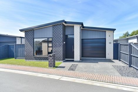Photo of property in 12 Ardnave Lane, Broomfield, Christchurch, 8042
