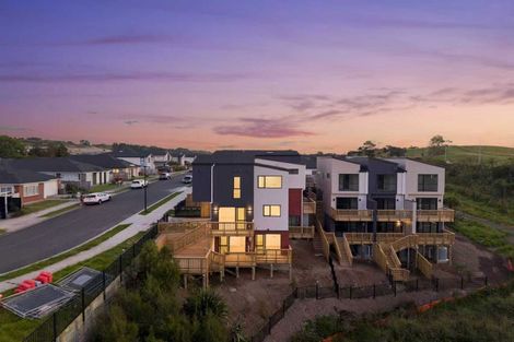 Photo of property in 14 Johns Creek Crescent, Silverdale, 0932