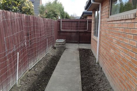 Photo of property in 2/1 Blairdon Place, Bishopdale, Christchurch, 8053