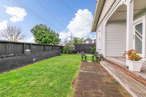 Photo of property in 170 Old Farm Road, Hamilton East, Hamilton, 3216