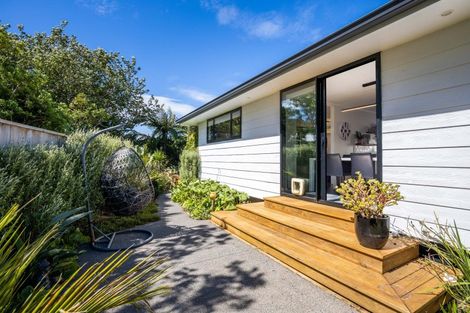 Photo of property in 10 Salcombe Terrace, Welbourn, New Plymouth, 4312