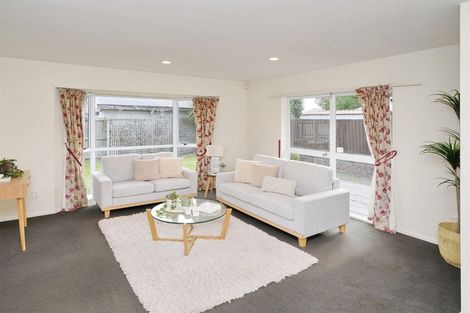 Photo of property in 2/288 Pine Avenue, South New Brighton, Christchurch, 8062