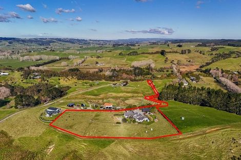 Photo of property in 288 Rimmer Road, Helensville, 0875