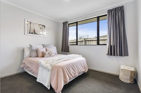 Photo of property in 169a Colwill Road, Massey, Auckland, 0614