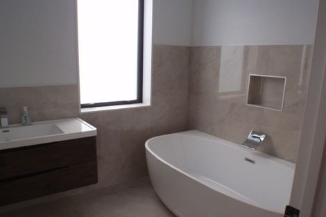 Photo of property in 6 Whiterock Lane, Richmond Hill, Christchurch, 8081