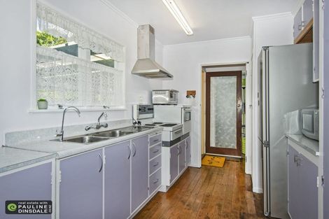 Photo of property in 11 Ogle Crescent, Te Kamo, Whangarei, 0112