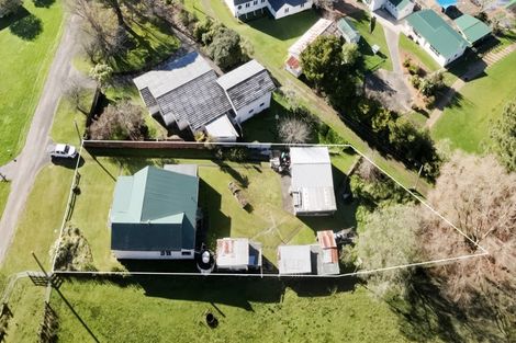 Photo of property in 3 Waitipapa Road, Hunterville, 4730