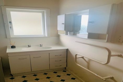 Photo of property in 1/117 Old Wairoa Road, Papakura, 2110