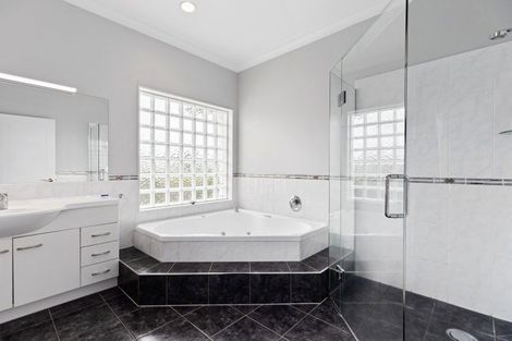 Photo of property in 2 Saint Clements Grove, Bethlehem, Tauranga, 3110