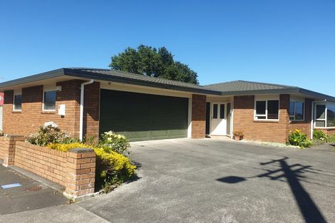 Photo of property in 154 Tukapa Street, Westown, New Plymouth, 4310