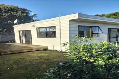 Photo of property in 233 Manly Street, Paraparaumu Beach, Paraparaumu, 5032