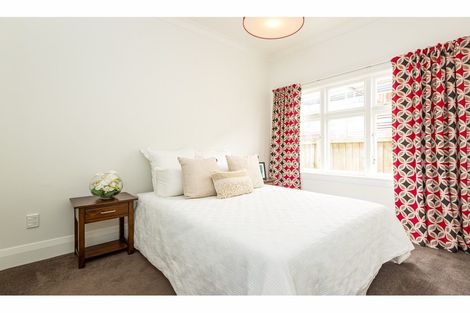 Photo of property in 52 Hawkesbury Avenue, St Albans, Christchurch, 8014