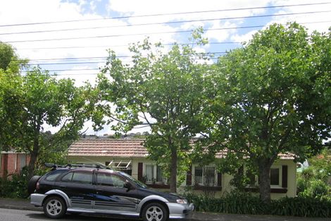 Photo of property in 9 Corunna Road, Milford, Auckland, 0620