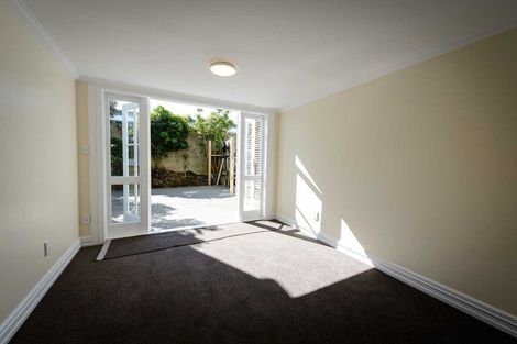 Photo of property in 12 Gordon Street, Newtown, Wellington, 6021
