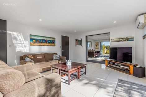 Photo of property in 74 Aston Drive, Waimairi Beach, Christchurch, 8083