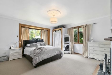 Photo of property in 2 Rowe Parade, Wainuiomata, Lower Hutt, 5014