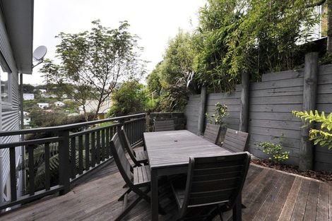 Photo of property in 21 Kopiko Way, Brooklyn, Wellington, 6021