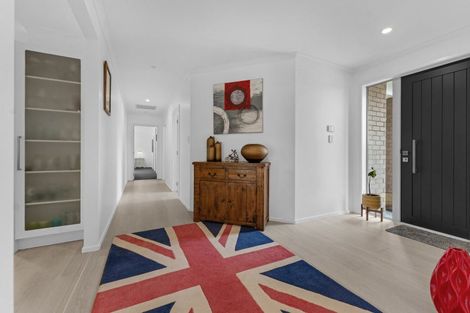 Photo of property in 2g Country Club Lane, Waiuku, 2123