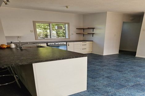 Photo of property in 185 Morton Street, Strathern, Invercargill, 9812