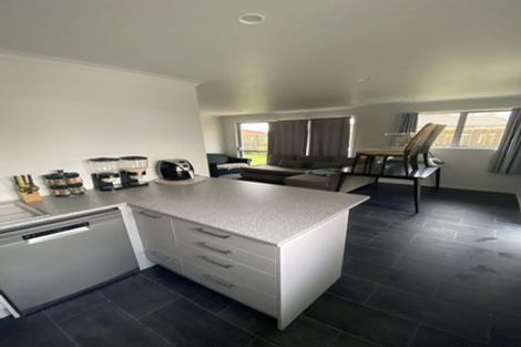 Photo of property in 17 Slim Street, Bader, Hamilton, 3206