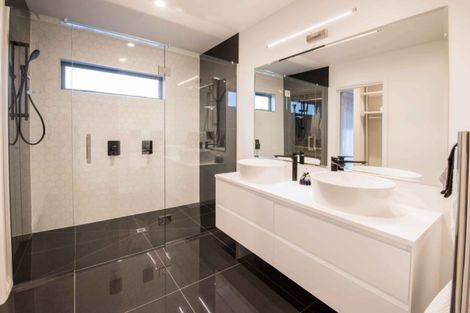 Photo of property in 31 Prestons Park Drive, Marshland, Christchurch, 8083