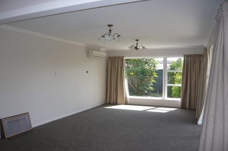 Photo of property in 150 Sandwich Road, St Andrews, Hamilton, 3200