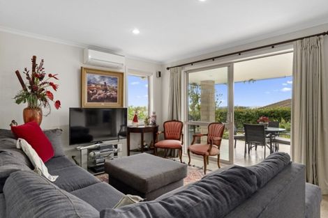 Photo of property in 19 Haden Place, Omokoroa, 3114