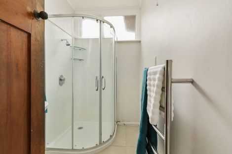 Photo of property in 35 Raroa Road, Kelburn, Wellington, 6012