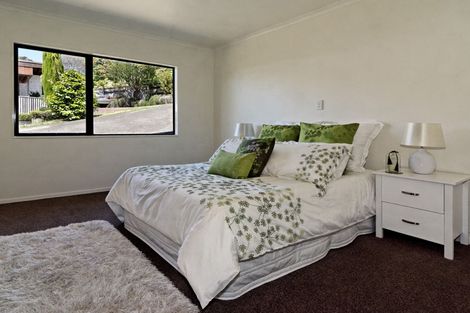 Photo of property in 187a Godley Road, Titirangi, Auckland, 0604