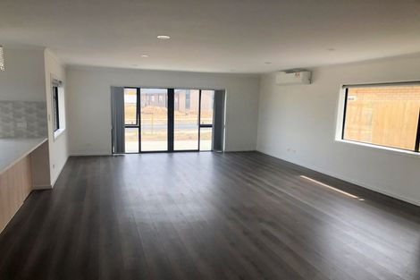 Photo of property in 2 Arahi Place, Rototuna North, Hamilton, 3210