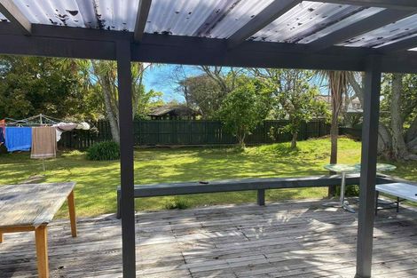 Photo of property in 1/166 Chivalry Road, Glenfield, Auckland, 0629