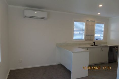 Photo of property in 23 Blacklock Avenue, Henderson, Auckland, 0612