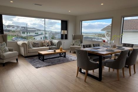 Photo of property in 30 Grut Greens, Silverdale, 0932