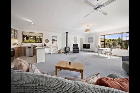 Photo of property in 10b Lanes Road, Bridge Hill, Alexandra, 9320