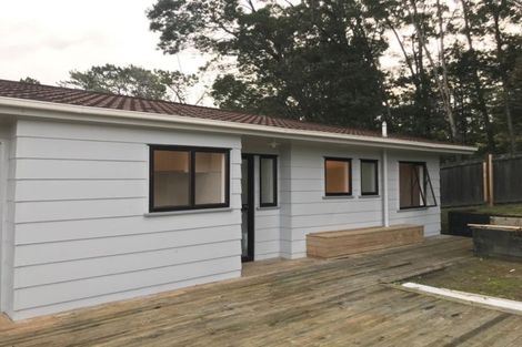 Photo of property in 24 Alidade Place, Massey, Auckland, 0614