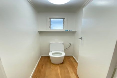 Photo of property in 122 Vodanovich Road, Te Atatu South, Auckland, 0610