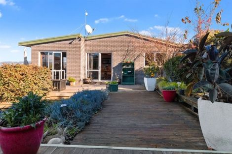 Photo of property in 84 Omokoroa Road, Omokoroa, 3114