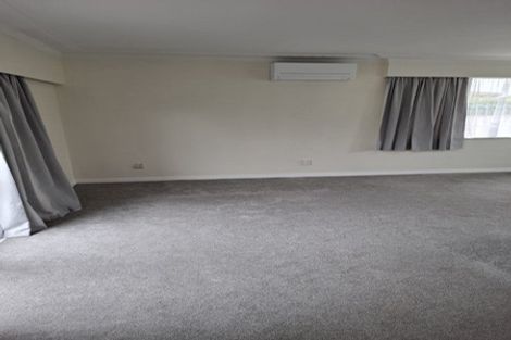 Photo of property in 7b Abel Tasman Avenue, Henderson, Auckland, 0610