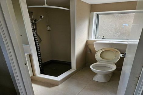 Photo of property in 9 Kapiti Place, Awapuni, Palmerston North, 4412