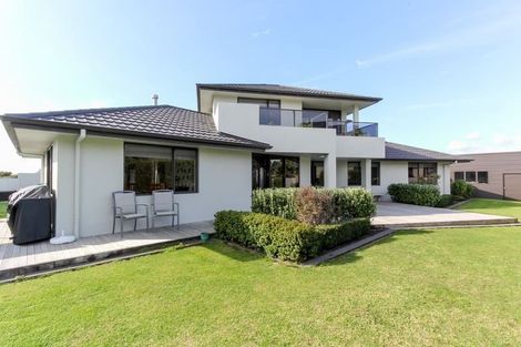 Photo of property in 5 Parkvue Drive, Bell Block, New Plymouth, 4312